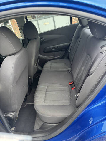 2018 Chevrolet Sonic LT Auto