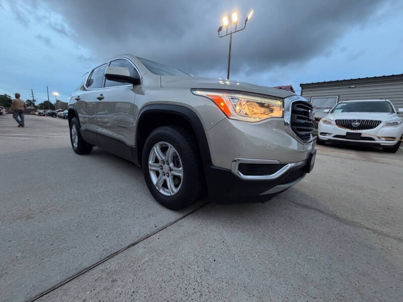 2017 GMC Acadia SLE-1