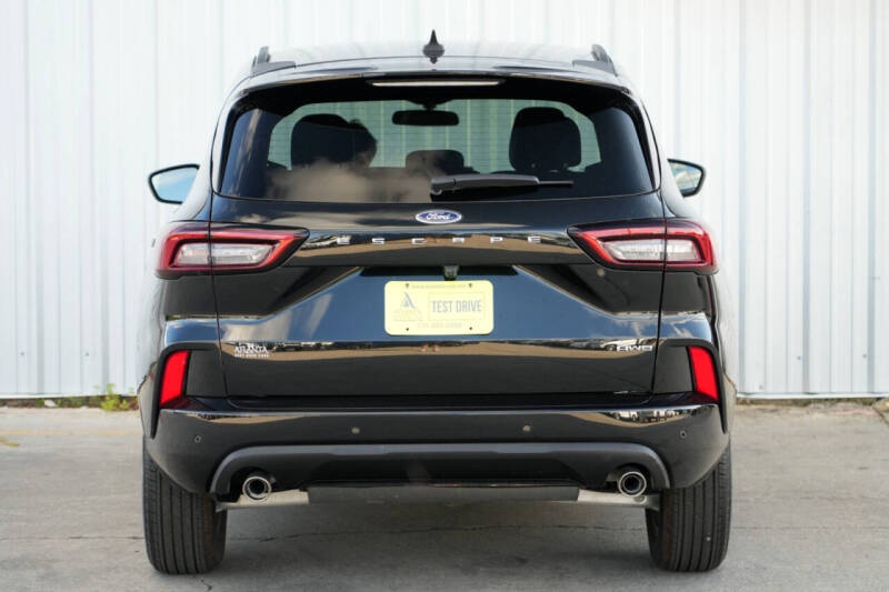 2024 Ford Escape ST-Line