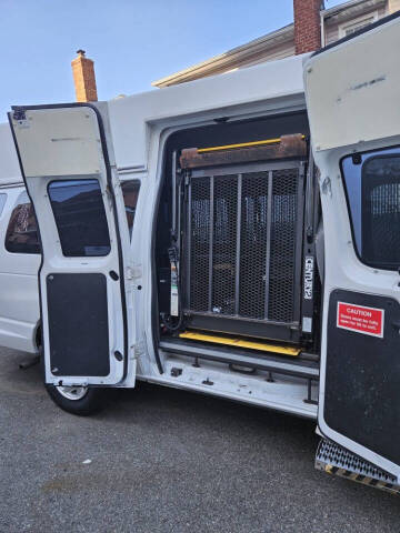 2013 Ford E-Series E-250