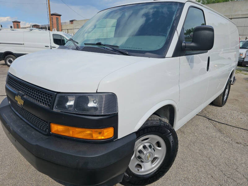 2022 Chevrolet Express 2500