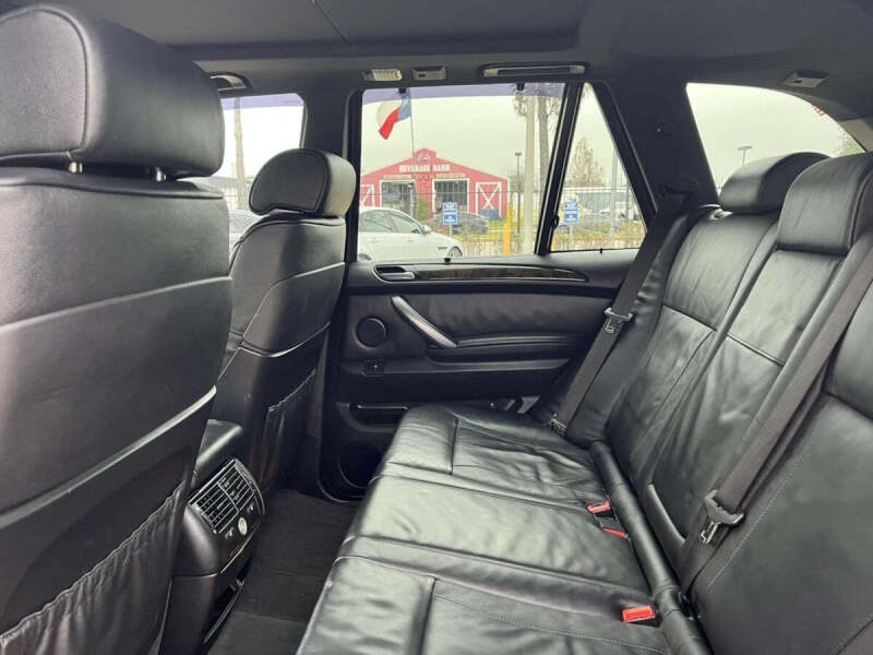 2006 BMW X5 4.8is