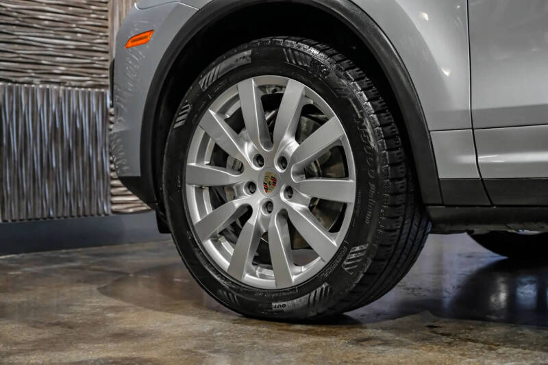 2017 Porsche Cayenne S