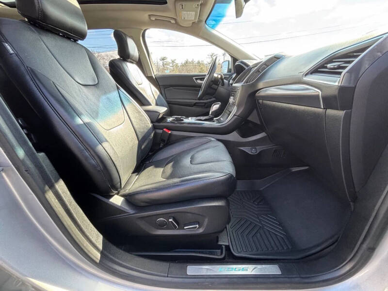 2018 Ford Edge Titanium
