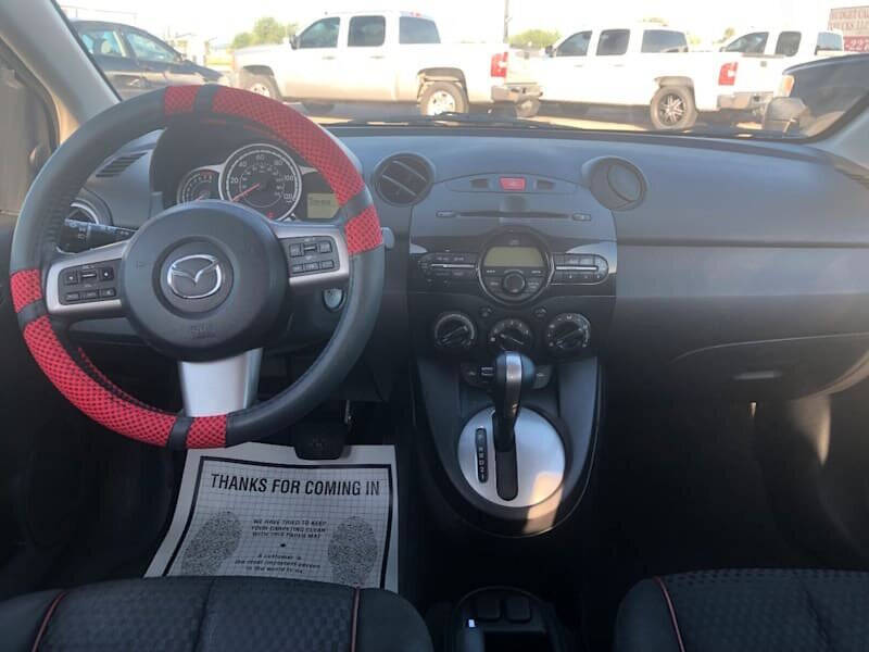 2011 Mazda MAZDA2 Touring