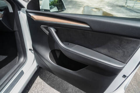2023 Tesla Model Y Performance