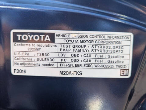 2025 Toyota Corolla LE