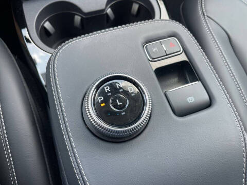 2024 Ford Mustang Mach-E Select