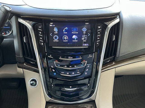 2018 Cadillac Escalade ESV Premium Luxury