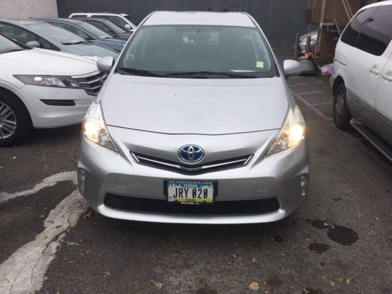 2012 Toyota Prius v for sale at Auto Select in Sacramento in Sacramento CA