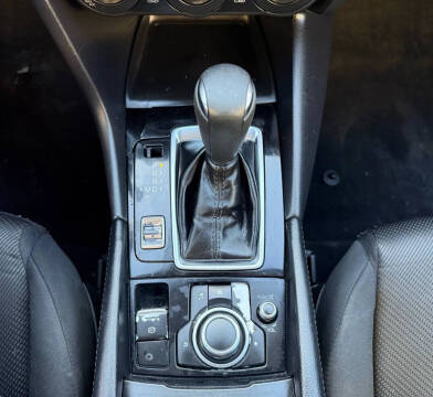 2018 Mazda MAZDA3 Sport