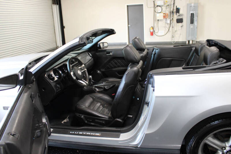 2010 Ford Mustang