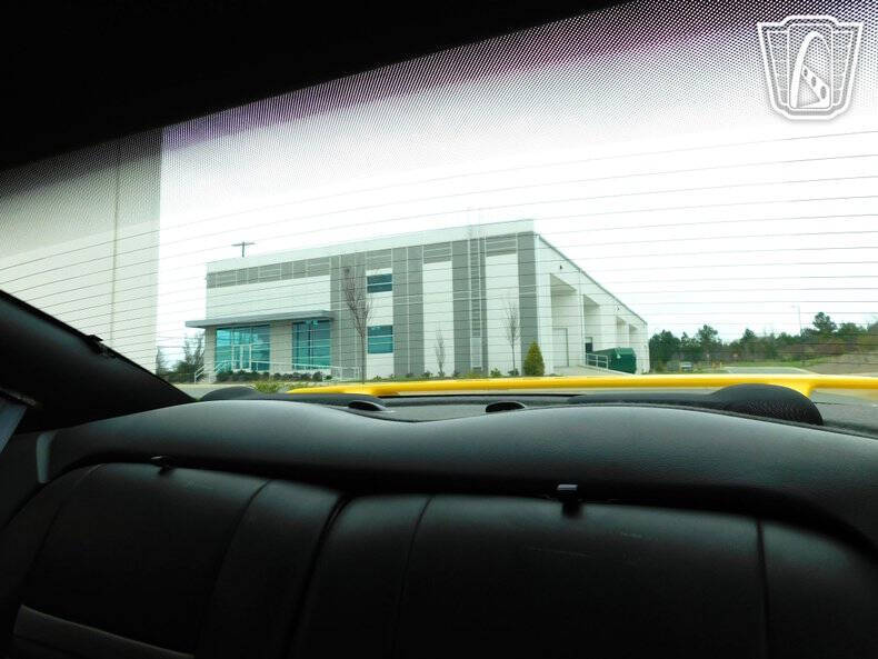 2004 Ford Mustang Mach 1 Premium