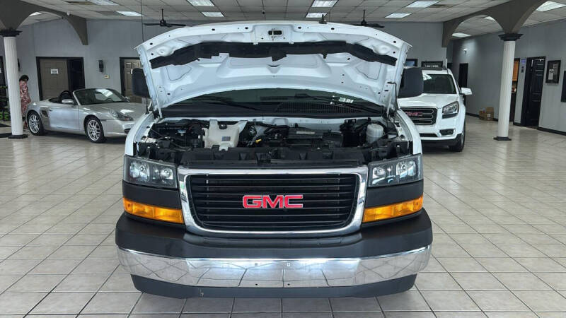 2020 GMC Savana 2500