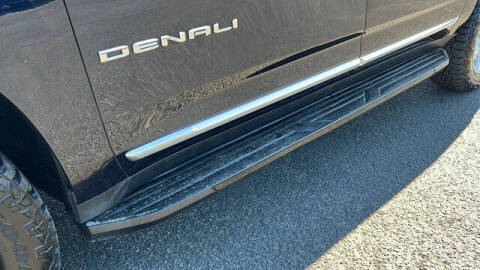 2022 GMC Yukon XL Denali