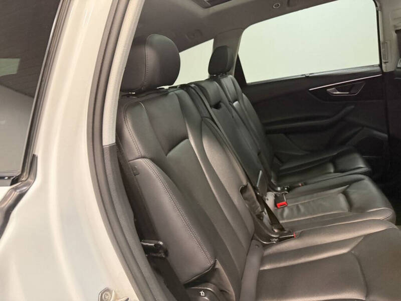 2023 Audi Q7 quattro Premium Plus 45 TFSI