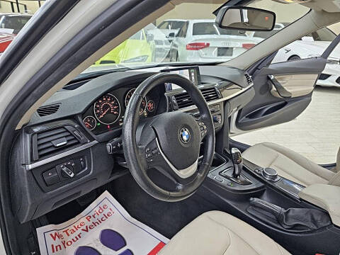 2015 BMW 3 Series 328i