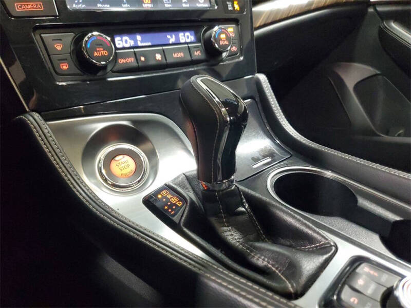 2016 Nissan Maxima Platinum