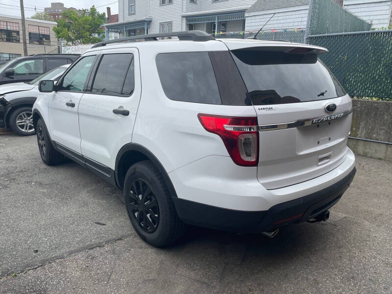 2014 Ford Explorer