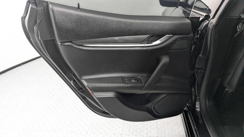 2019 Maserati Ghibli