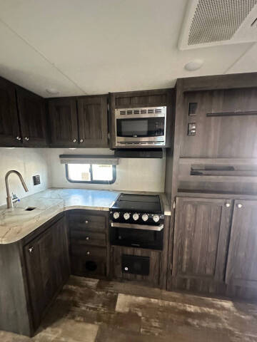 2020 Starcraft RV SUPERLITE 241BH