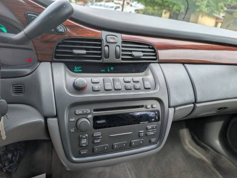 2005 Cadillac DeVille