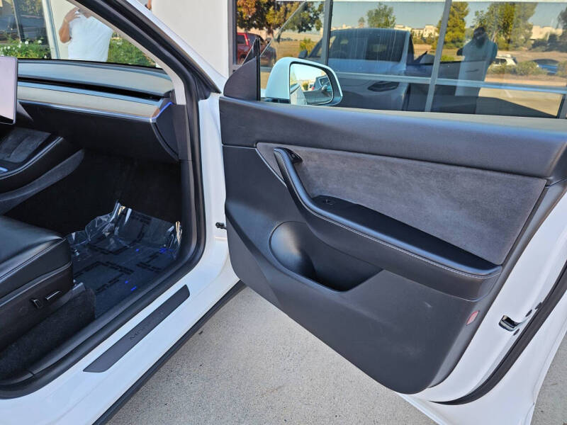 2022 Tesla Model Y Long Range