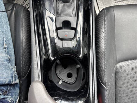 2021 Toyota C-HR LE