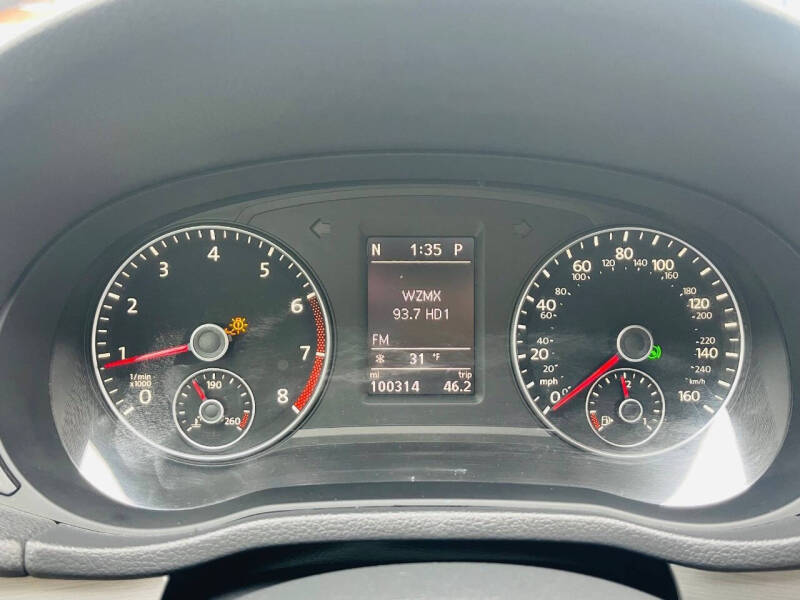 2015 Volkswagen Passat 1.8T SE