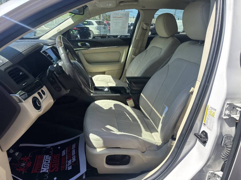 2014 Lincoln MKS