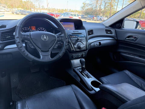 2013 Acura ILX 2.0L w/Tech