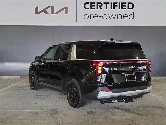 2025 Kia Carnival LXS