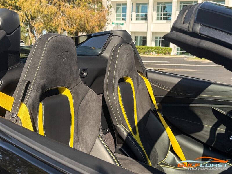 2022 McLaren 720S Spider Performance