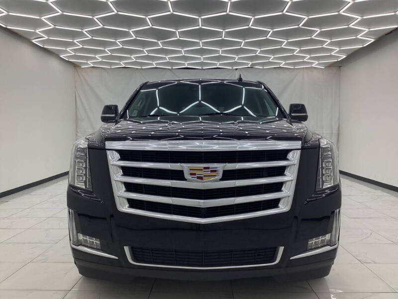 2017 Cadillac Escalade Luxury