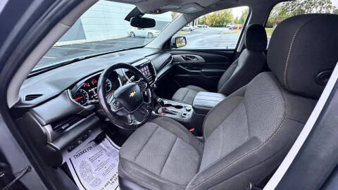 2020 Chevrolet Traverse LT Cloth