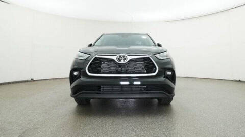 2025 Toyota Highlander LE