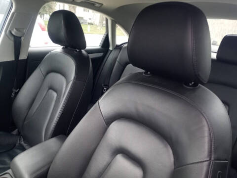 2011 Audi A4 2.0T quattro Prestige