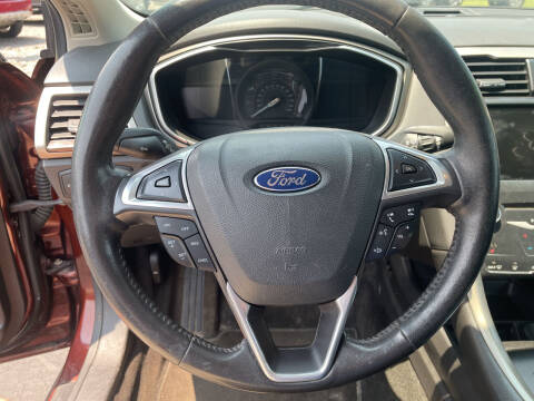 2015 Ford Fusion SE