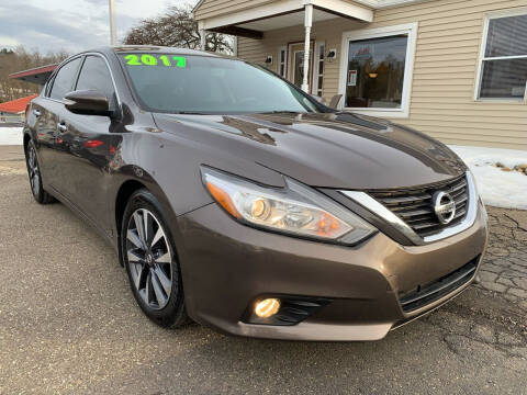 2017 Nissan Altima for sale at G & G Auto Sales in Steubenville OH