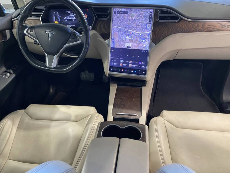 2017 Tesla Model X 75D