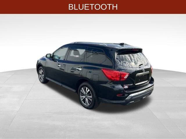 2020 Nissan Pathfinder SL