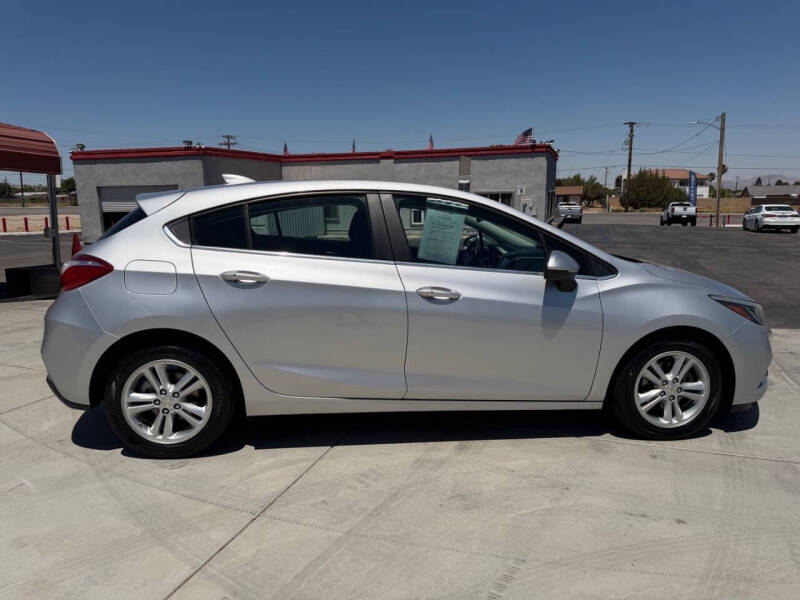 2017 Chevrolet Cruze LT Auto