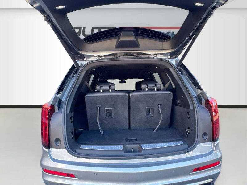 2023 Cadillac XT6 Luxury