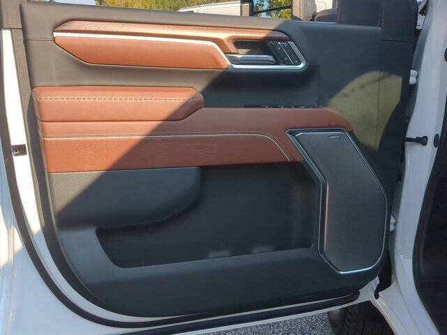 2025 GMC Sierra 3500HD