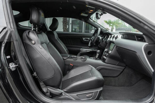 2016 Ford Mustang 19