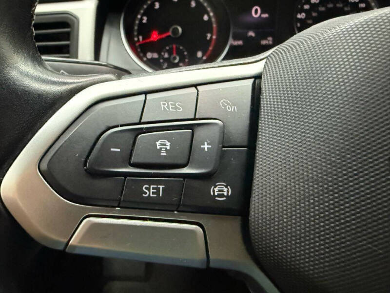 2020 Volkswagen Atlas Cross Sport SE 4Motion