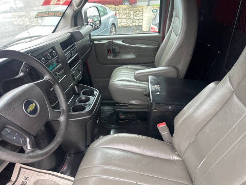 2015 Chevrolet Express 2500