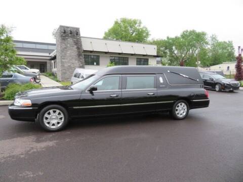 2011 Lincoln Town Car for sale at HERITAGE COACH GARAGE in Pottstown PA
