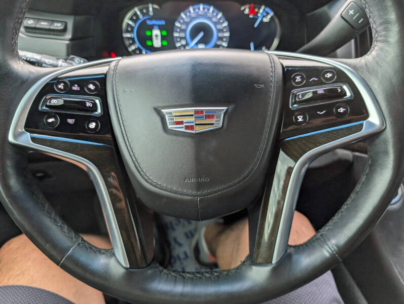 2017 Cadillac Escalade ESV Platinum