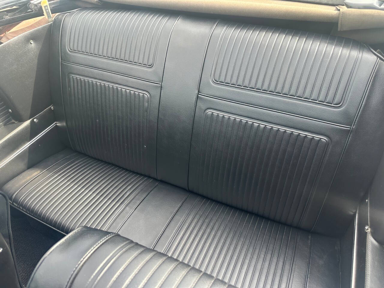 1965 Chevrolet Corvair 36